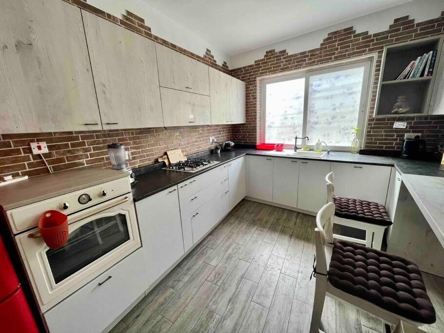 Cozy Appartament Sea View Марсаскала Екстериор снимка